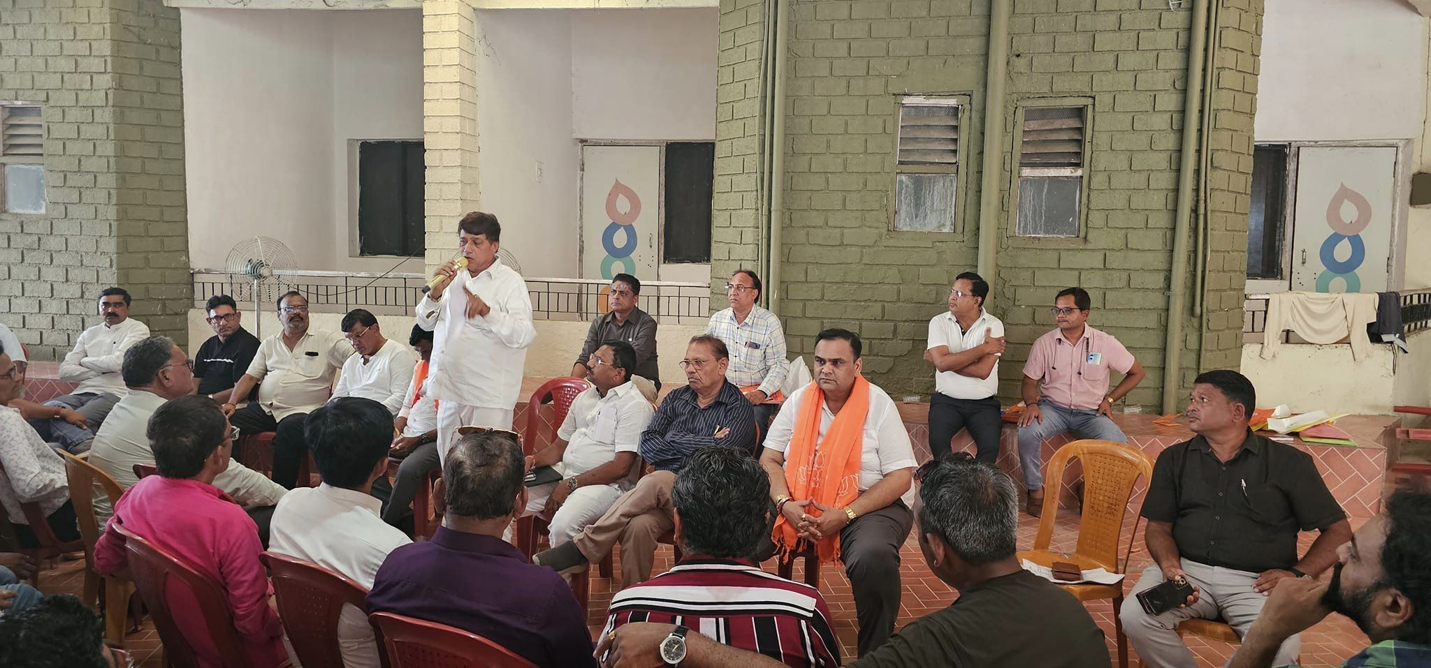 તા.૦૩/૦૫/૨૦૨૪ ના રોજ સોનગઢ ખાતે બારડોલી લોકસભા વોટિંગ એજન્ટની વર્કશોપ યોજાઈ હતી.